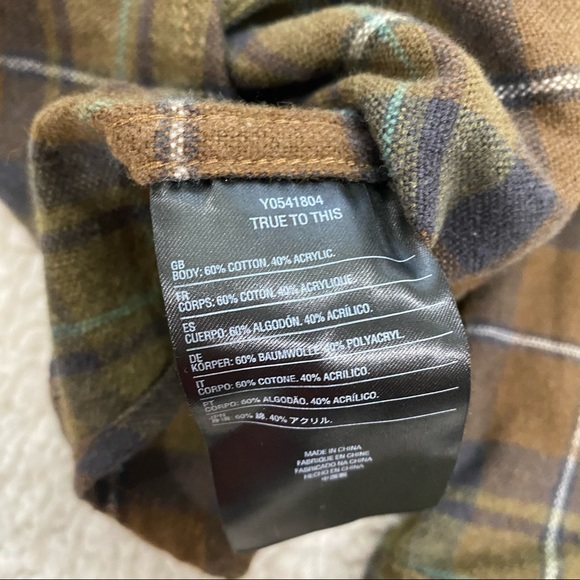 Volcom Green Plaid button down shirt sz 2T - Picture 4 of 4